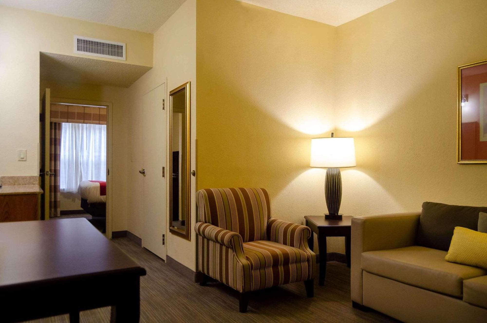 Country Inn & Suites By Radisson, Tuscaloosa, Al Bagian luar foto